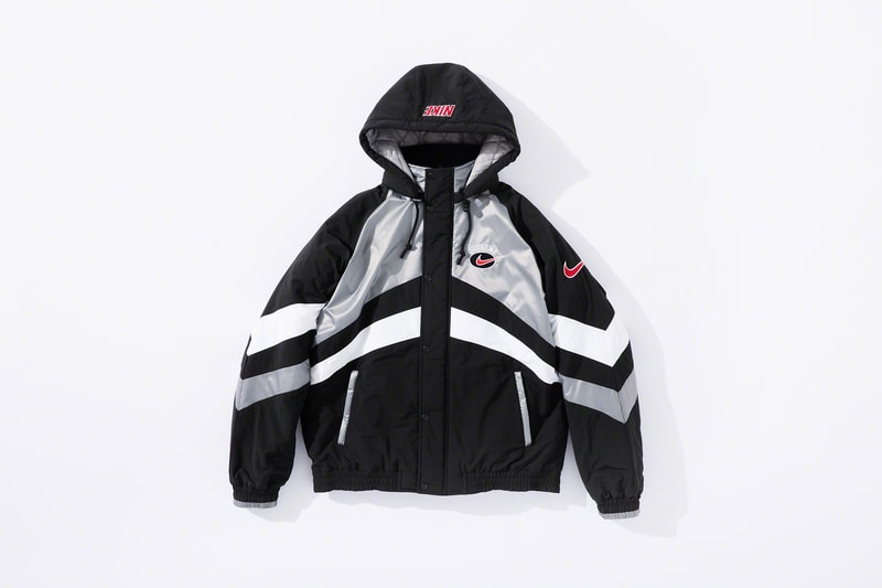 Photo Supreme x Nike