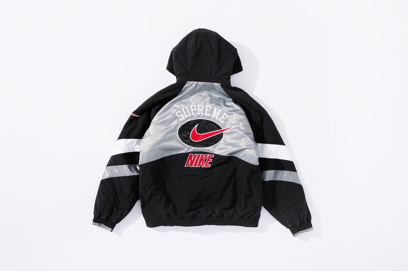 Photo Supreme x Nike