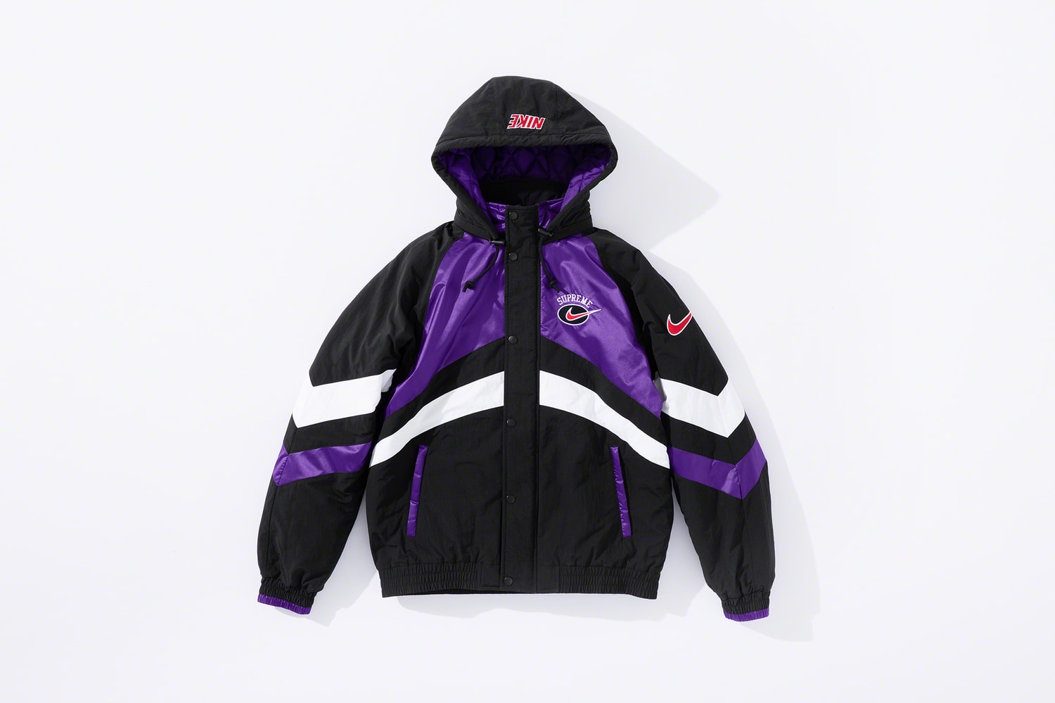 Photo Supreme x Nike