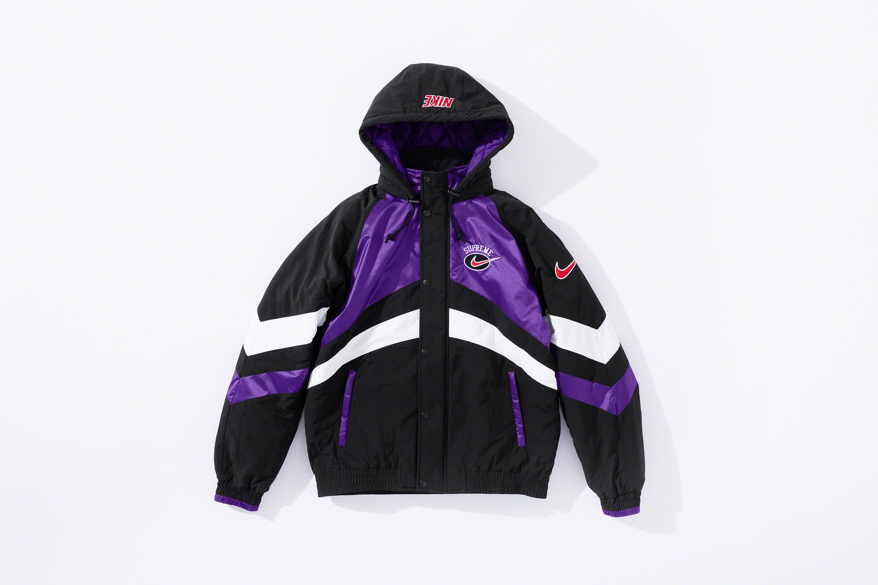 Photo Supreme x Nike