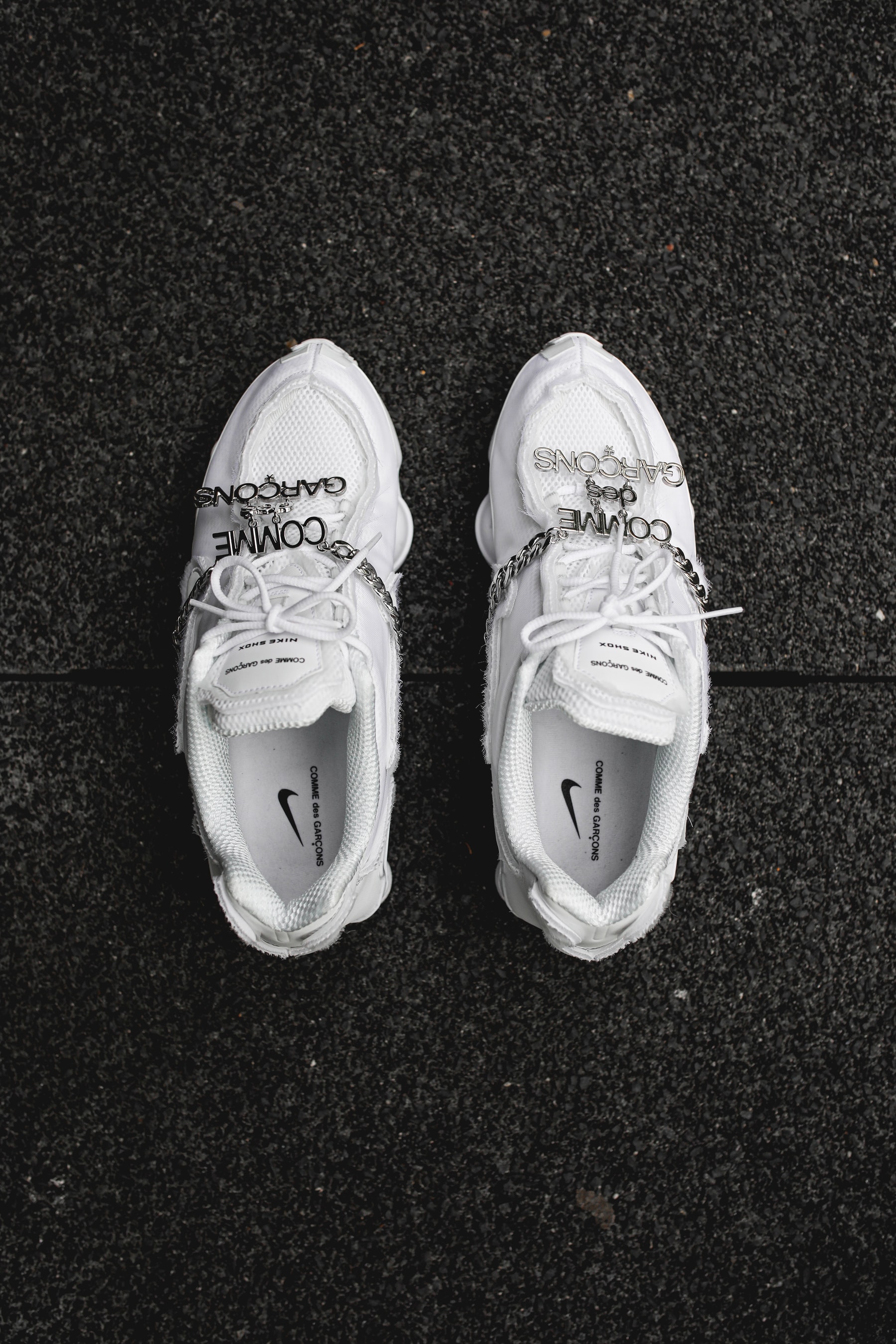 Nike x COMME des GARÇONS : Gros plan sur la dernière collab du swoosh avec le label japonais 