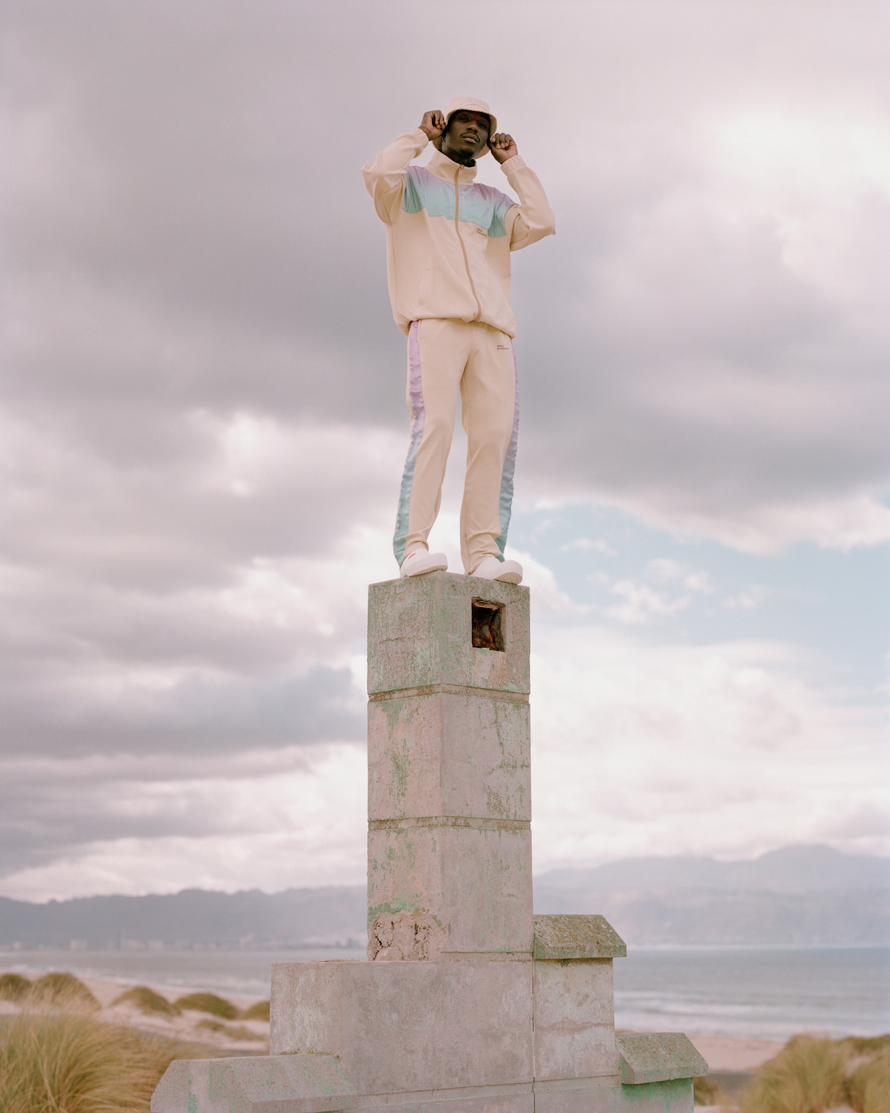 Drôle de Monsieur : Direction Cape Town pour redécouvrir la nouvelle collection. 
