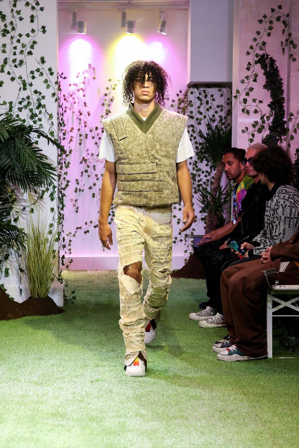 Ev bravado virgil abloh fashion week paris who decides war collection photos