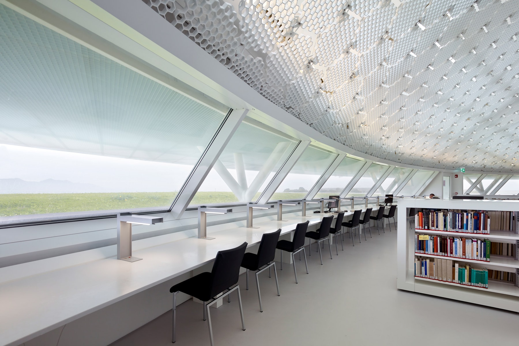 Photo du Stelios Ioannou Learning Resource Center par Jean Nouvel
