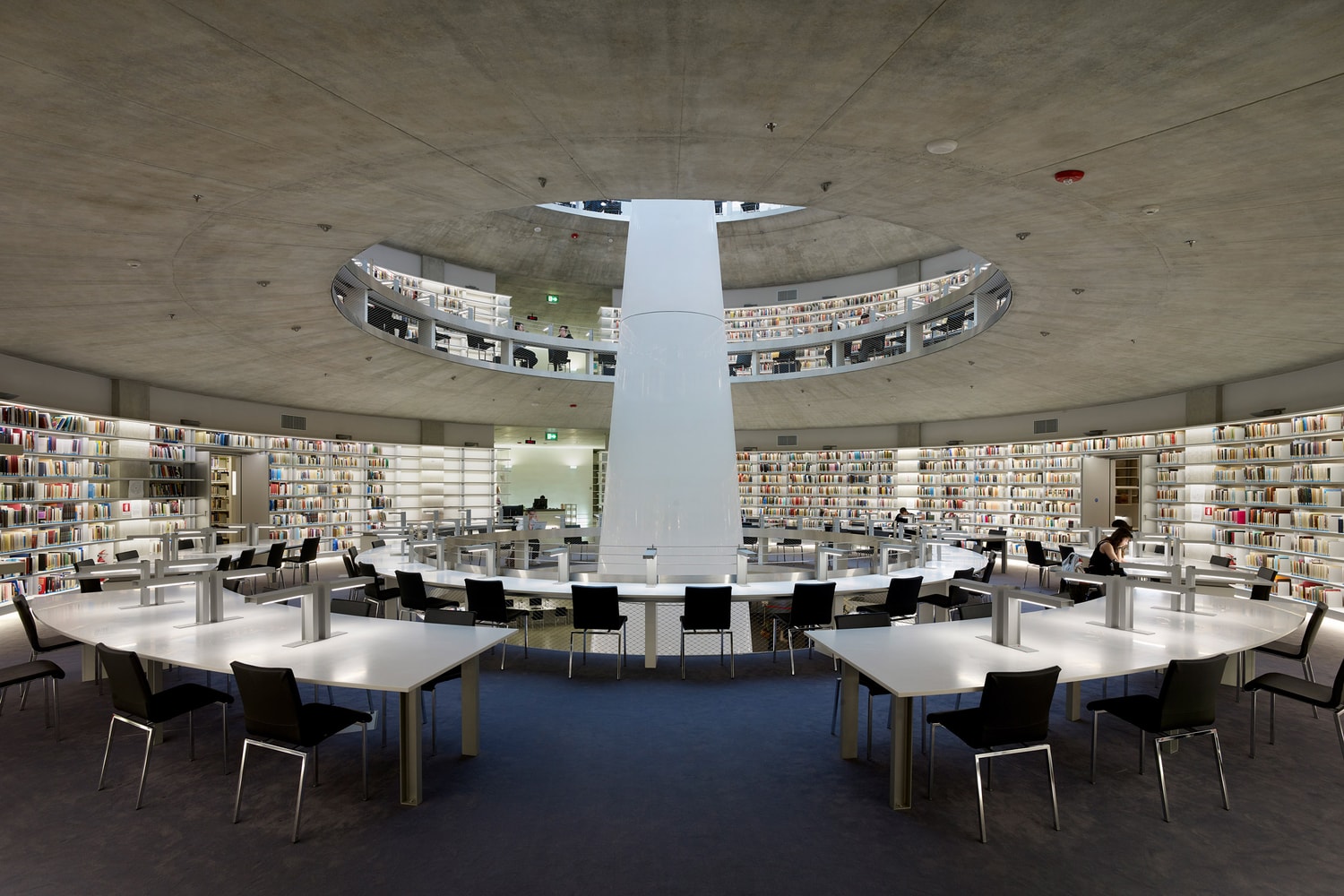 Photo du Stelios Ioannou Learning Resource Center par Jean Nouvel
