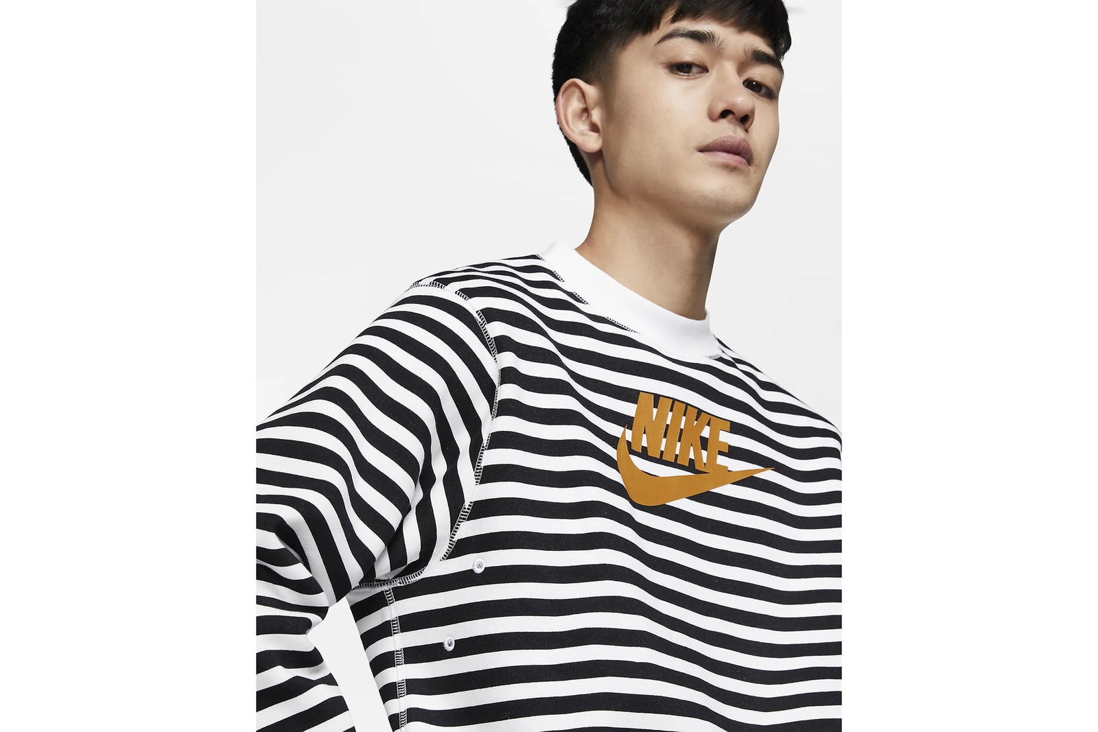 Heron preston nike adidas apc ami versace crewnecks selection