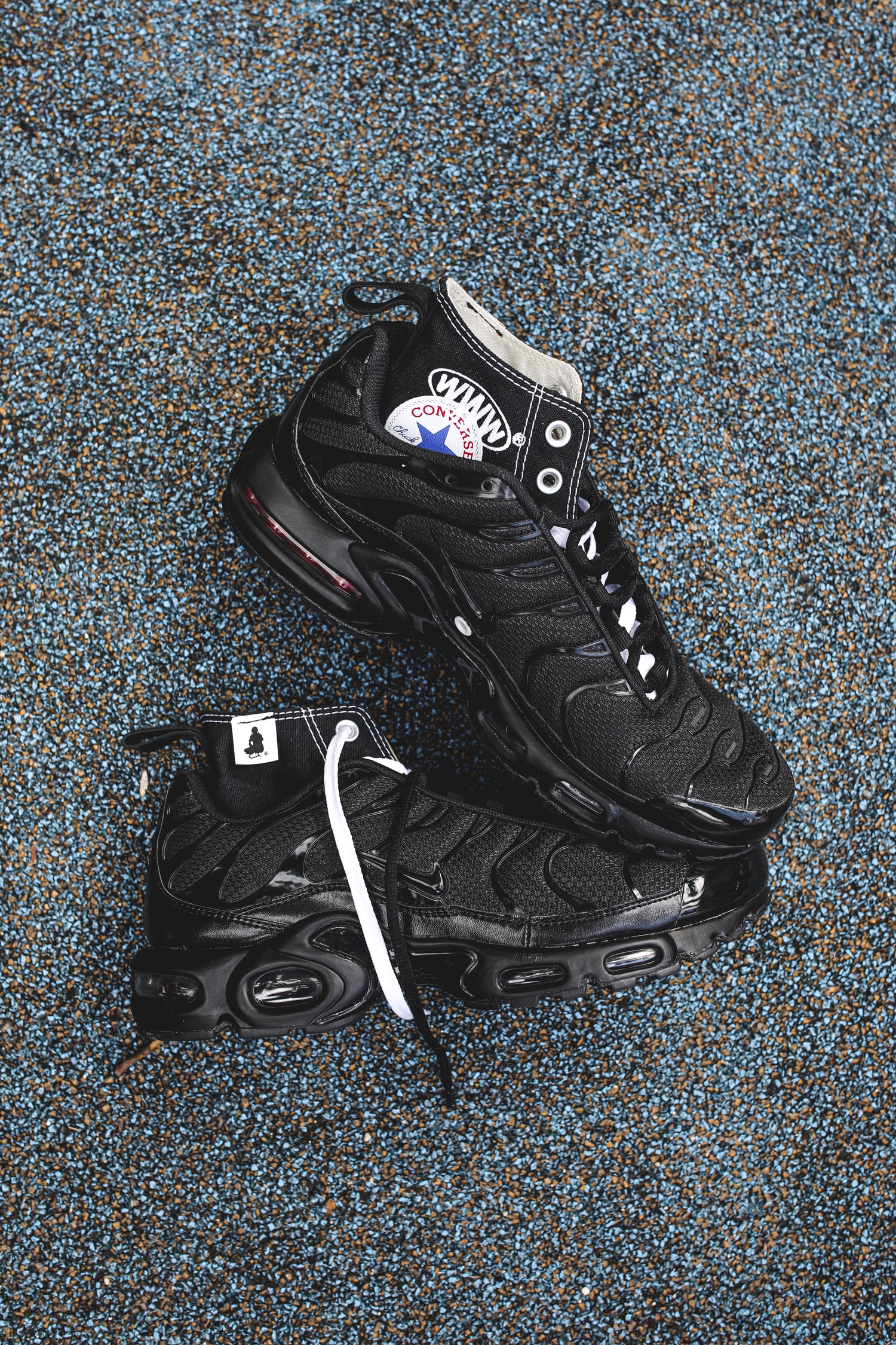 Photo de la Nike Air Max Tn/Converse Chuck Taylor