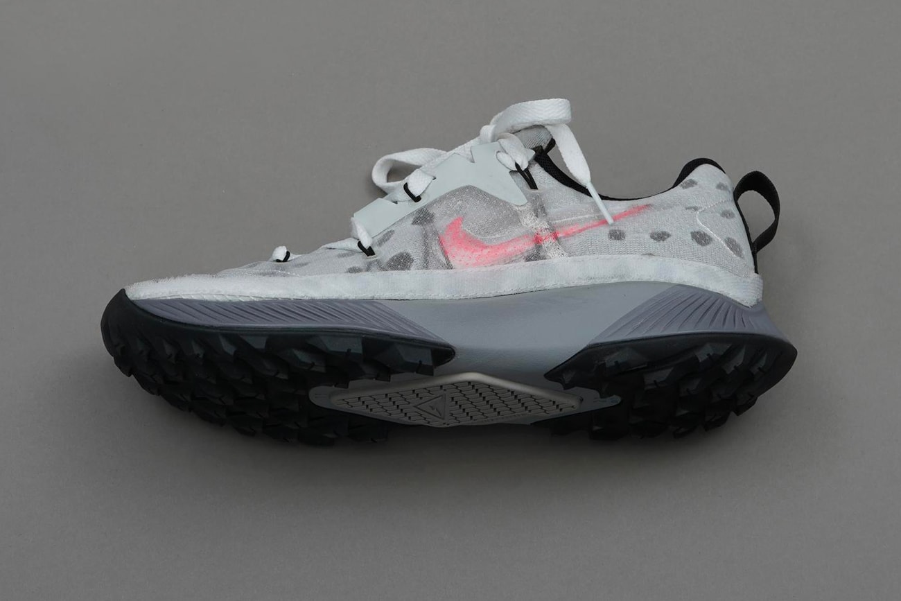 Photo Off-White™ x Nike