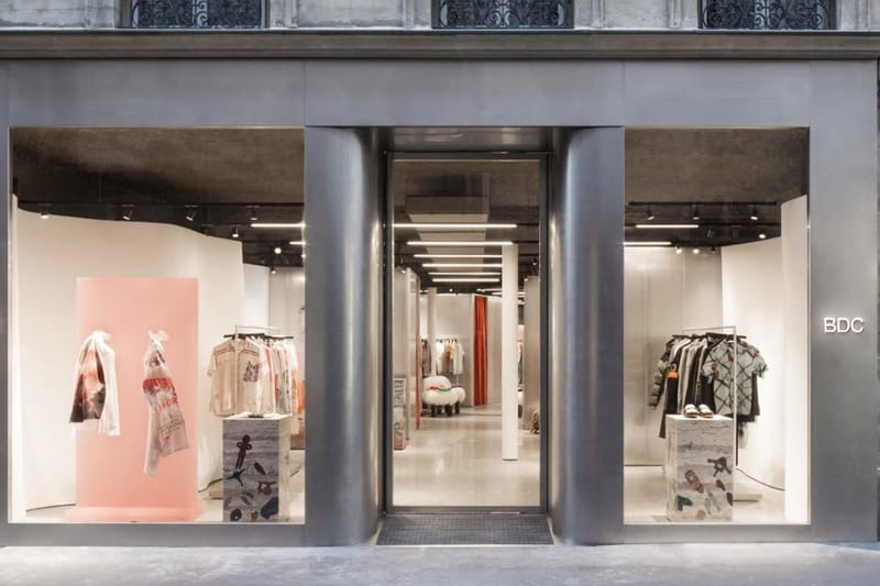 Off-White™, YEEZY, Palm Angels... Une nouvelle boutique mêlant mode et design vient d'ouvrir ses portes à Paris