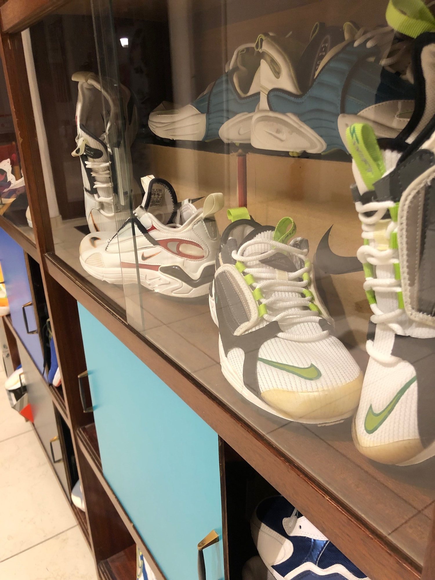 Photo Sneakers Museum Marseille