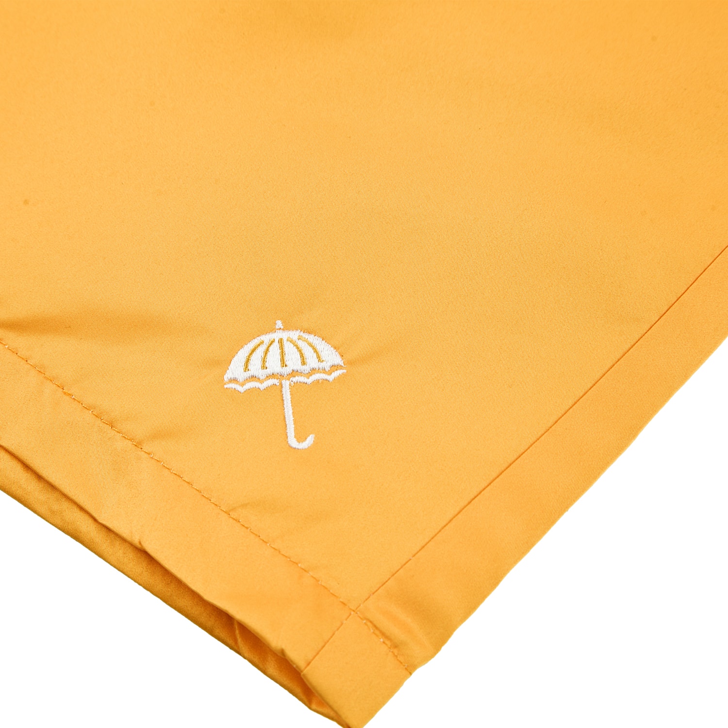 Le label Hélas présente sa nouvelle collection SUMMER JAM 2019