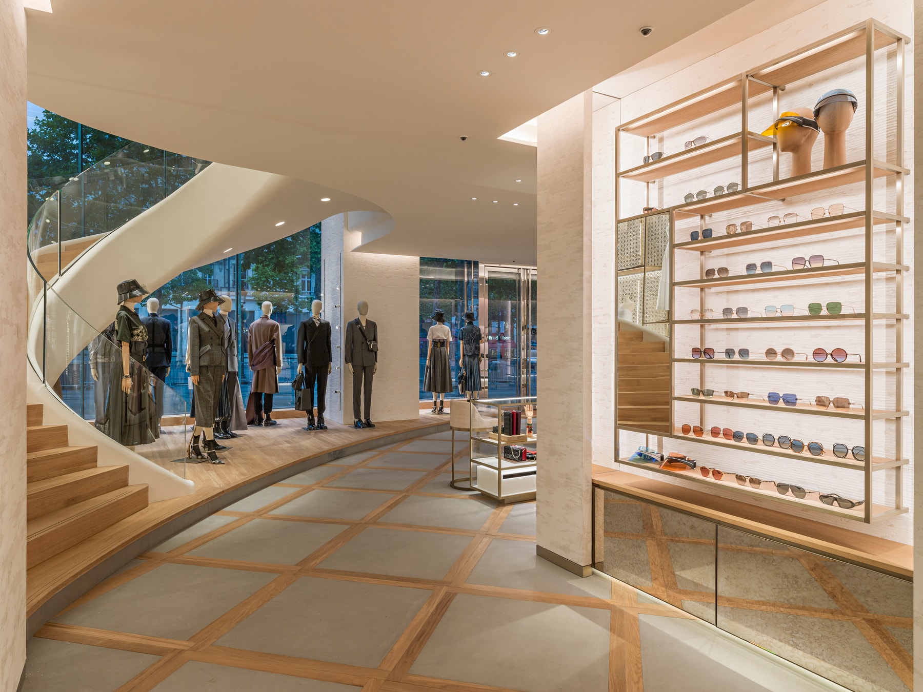 Dior : Rentrez dans la toute nouvelle boutique à Paris