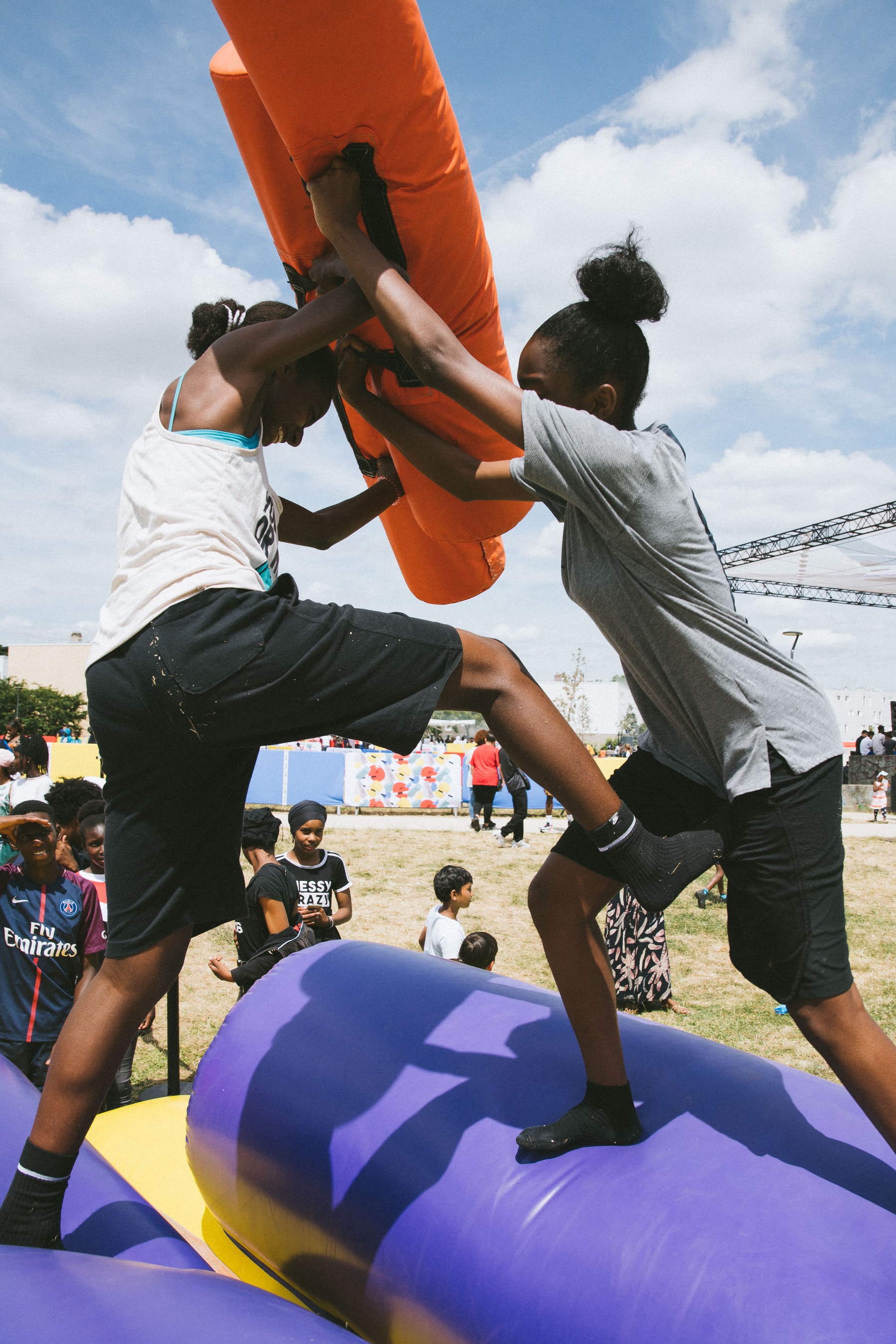 Nike transforme le quartier de La Grande Borne à Grigny en un parc d'attractions le temps d'un weekend