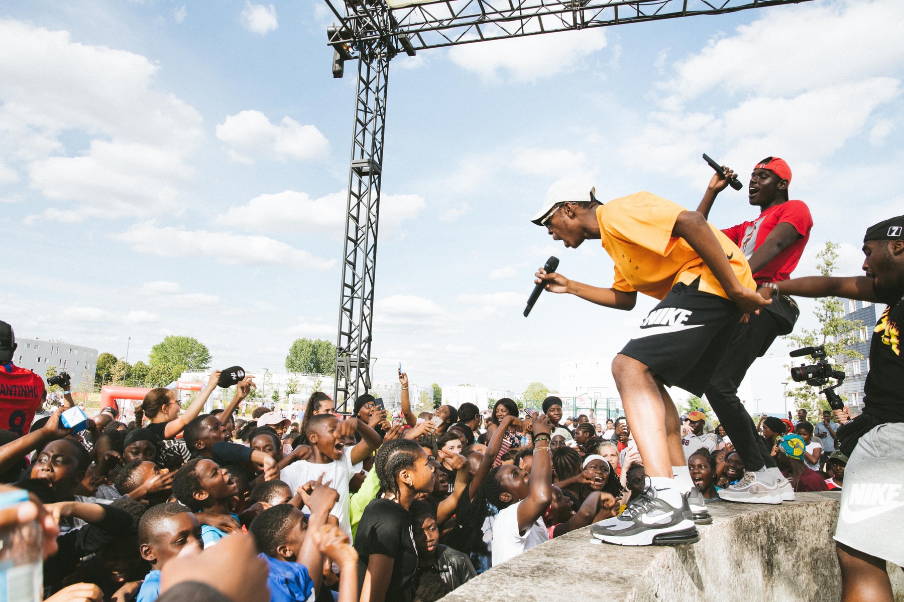 Nike transforme le quartier de La Grande Borne à Grigny en un parc d'attractions le temps d'un weekend