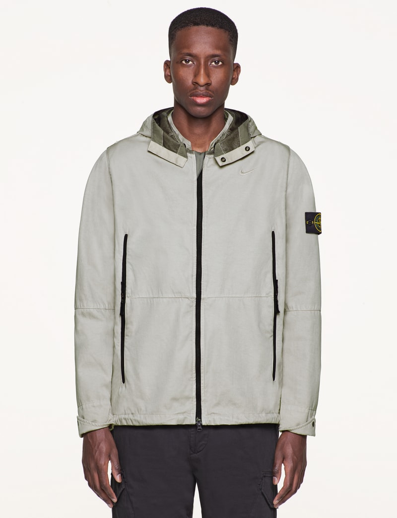 Stone Island x Nike : De nouvelles images de la collab 