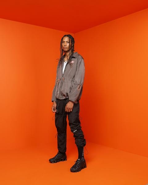 Atelier New Regime dévoile le lookbook de sa collection Pre Fall 19 et droppe des premières pièces