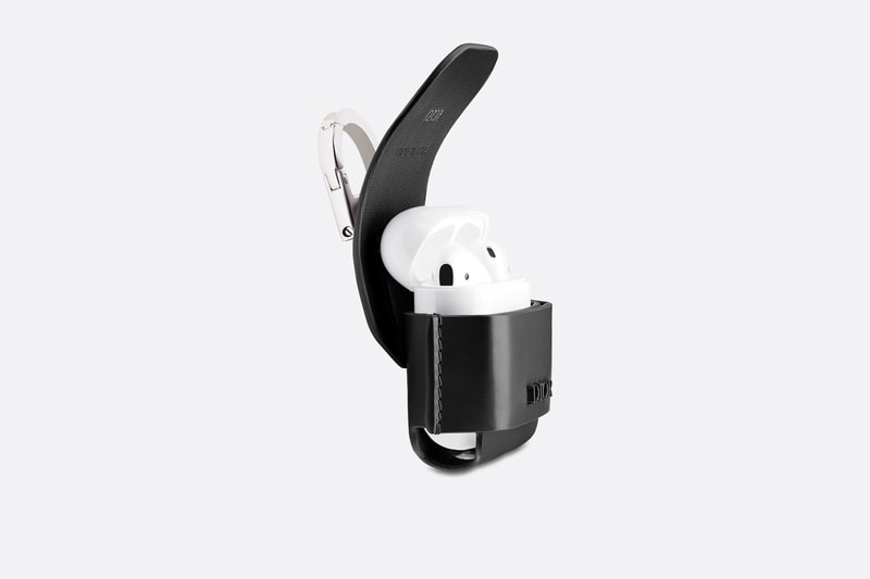Dior dévoile un étui en cuir pour AirPods