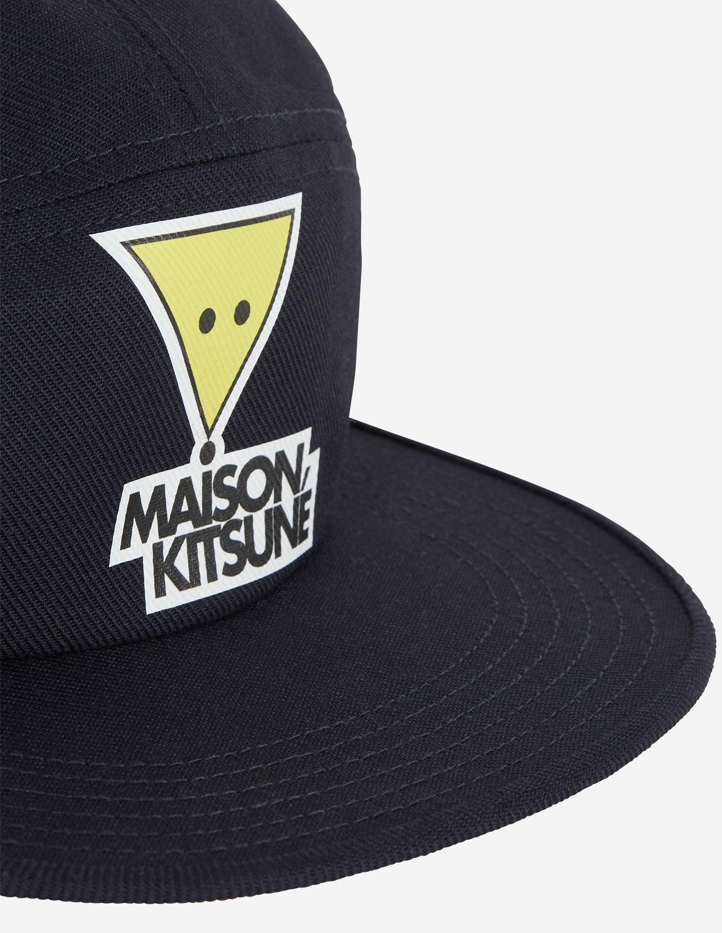 Maison Kitsuné dévoile une collection capsule "Triangle Fox"
