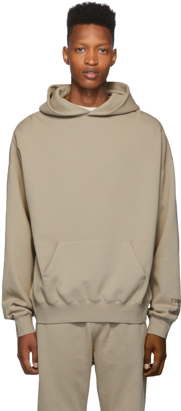 Photo ESSENTIALS Fear of God