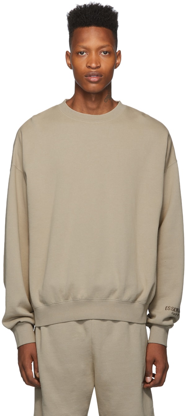 Photo ESSENTIALS Fear of God