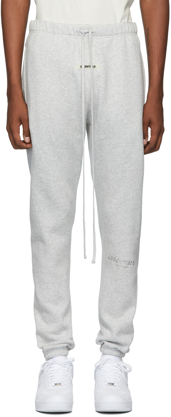 Photo ESSENTIALS Fear of God