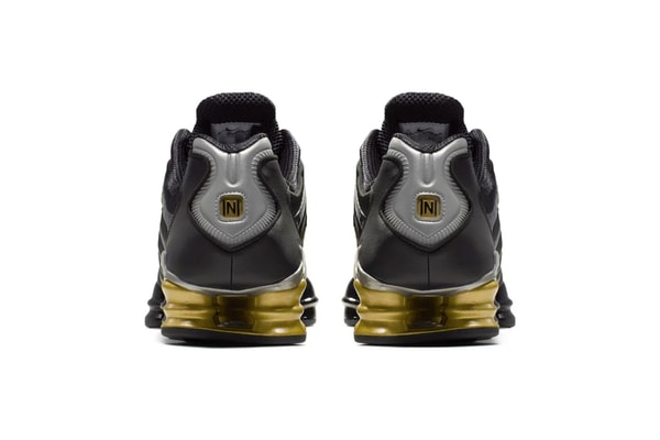 Photo Neymar x Nike Shox TL noire