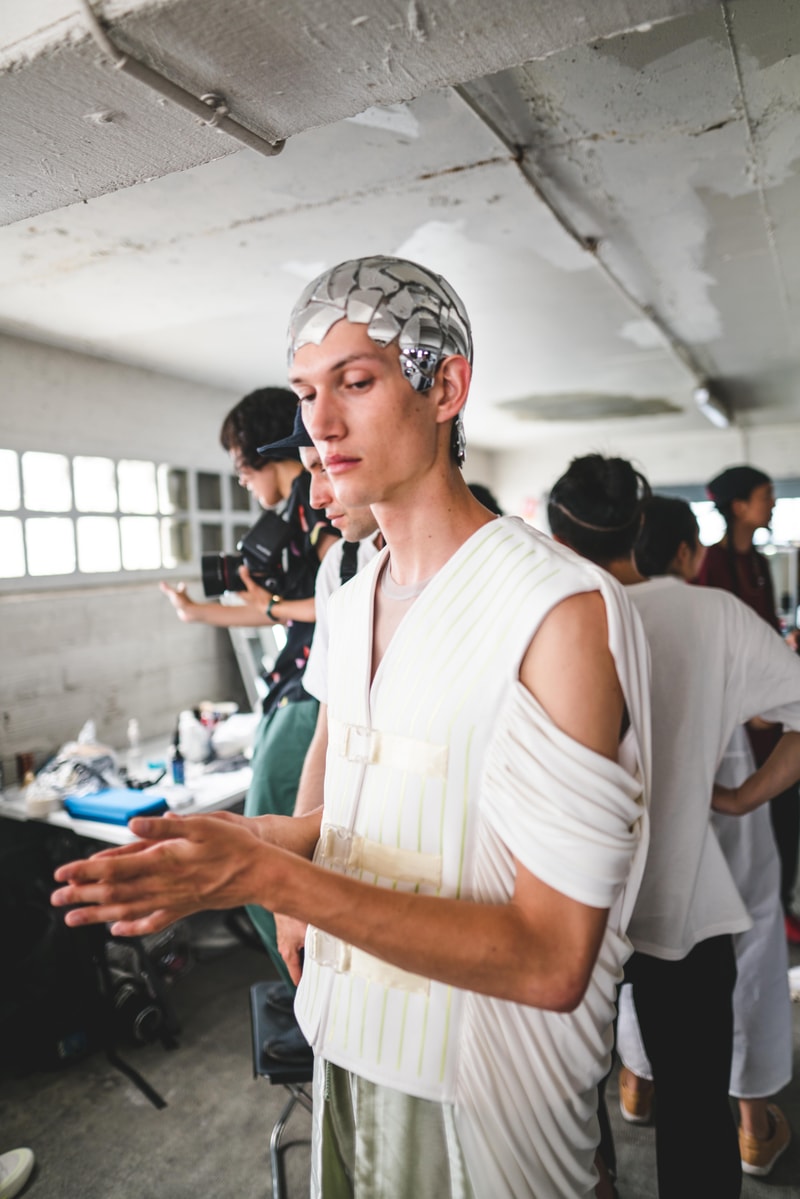 Photo des backstages du défilé Printemps/Été 2020