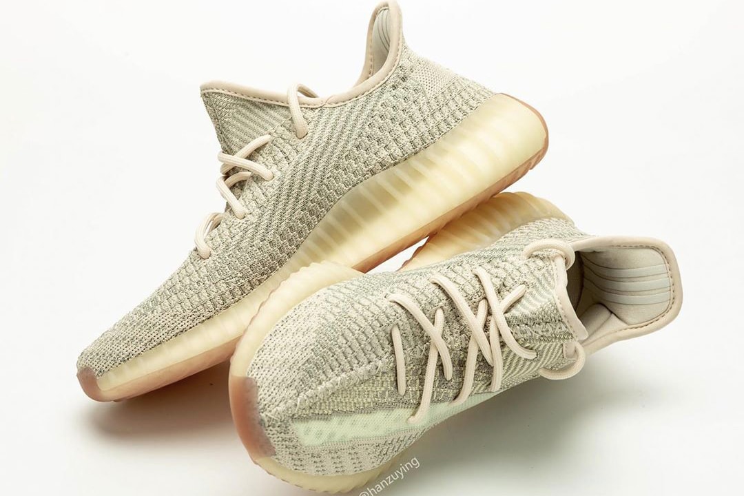 Photo YEEZY 350 V2 "Citrin"