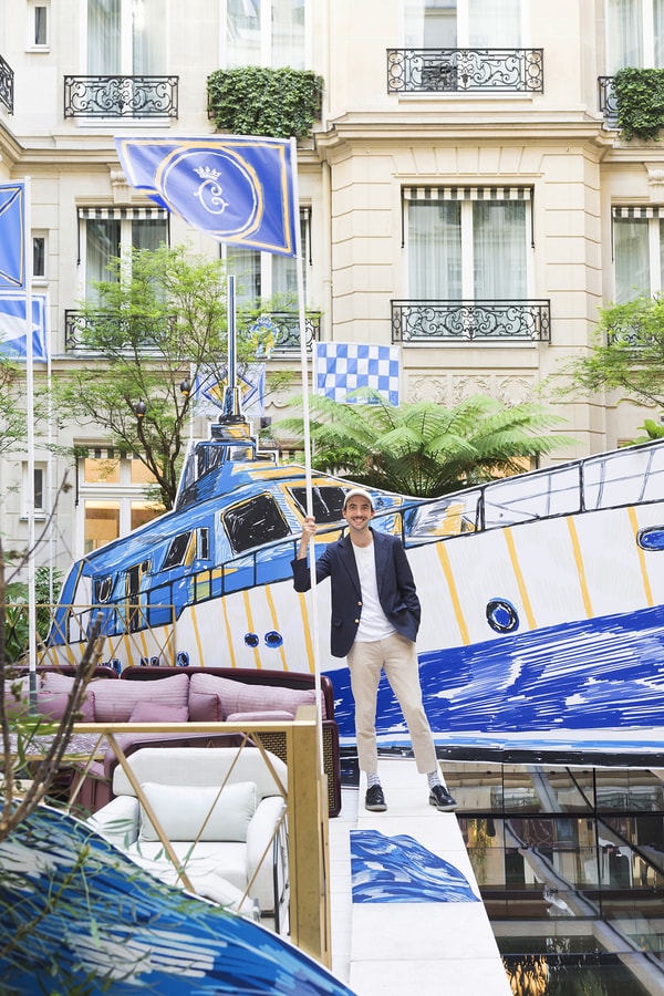 L'artiste Alexandre Benjamin Navet transforme la terrasse du Crillon en Yatch Club