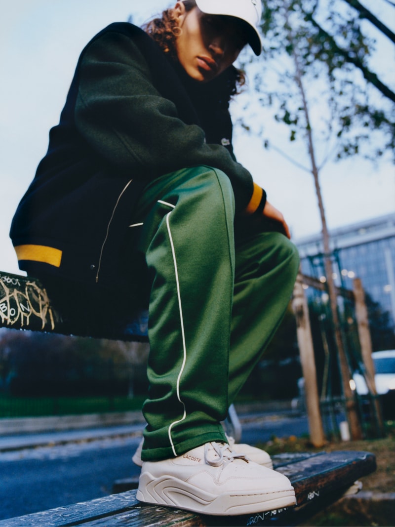 Lacoste revisite sa sneaker Court Slam avec une semelle volumineuse