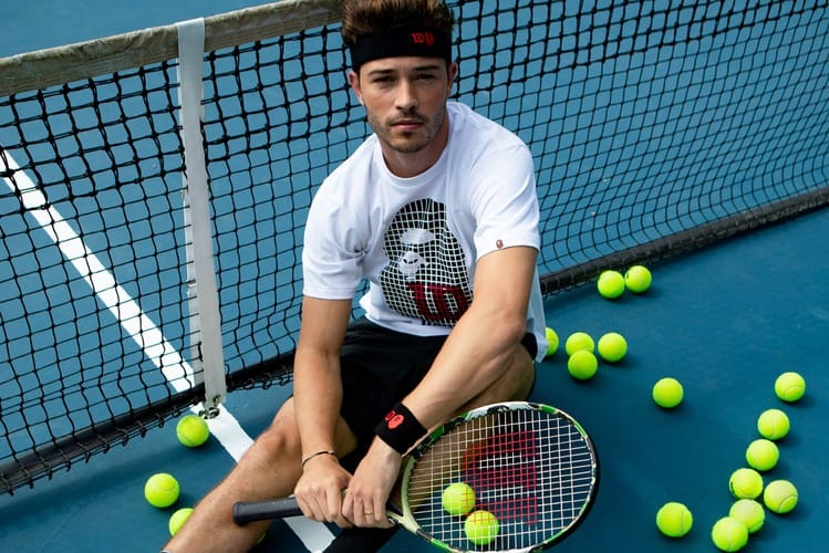 BAPE s'associe avec Wilson pour une collection capsule tennis inattendue