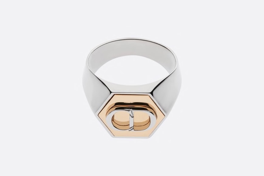 Dior dévoile une série de colliers et bracelets en argent et laiton