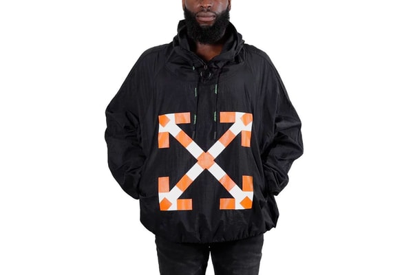 Photos Off White