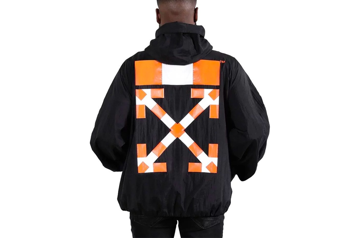 Photos Off White