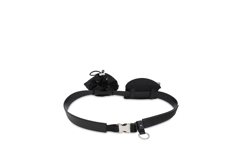 Prada révèle un sac ceinture multi-poches
