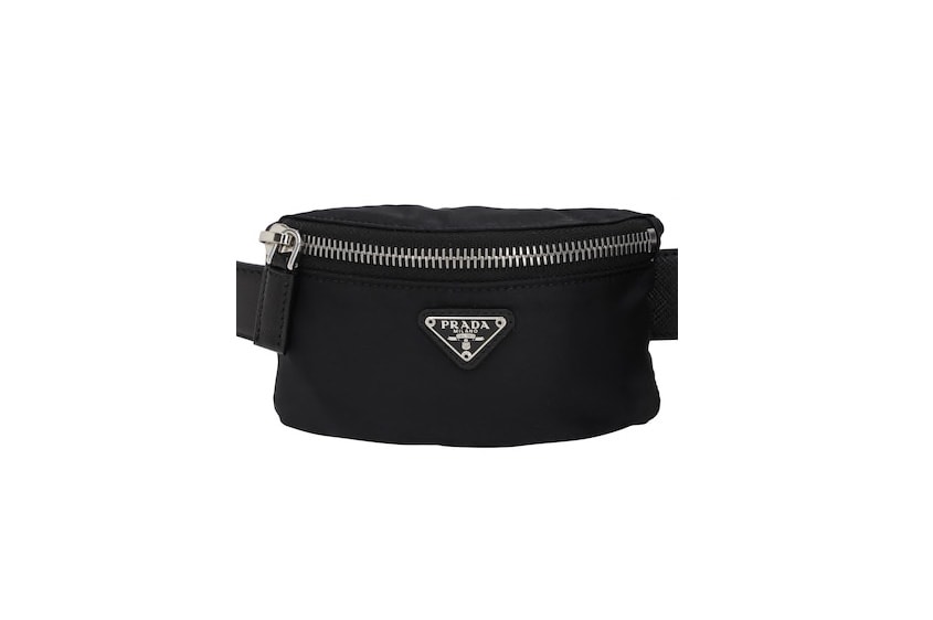 Prada révèle un sac ceinture multi-poches