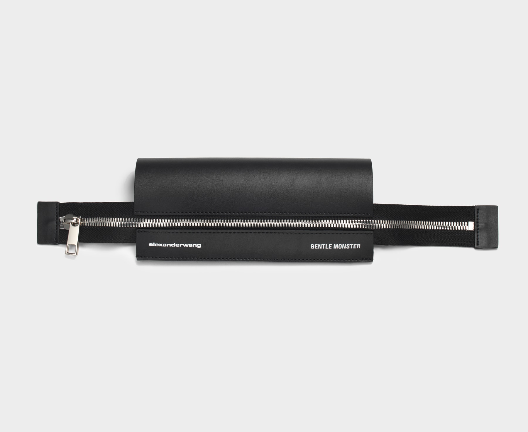 Gentle Monster et Alexander Wang s'associent autour de deux paires de solaires