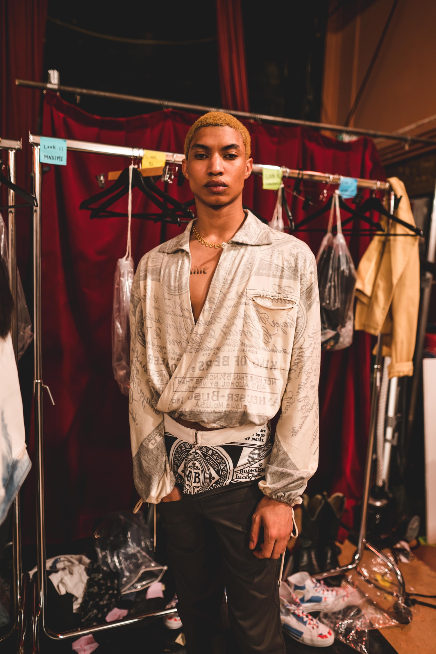 Telfar présente un défilé unisexe à la Fashion Week de Paris pour redonner le pouvoir "aux putains de gens"