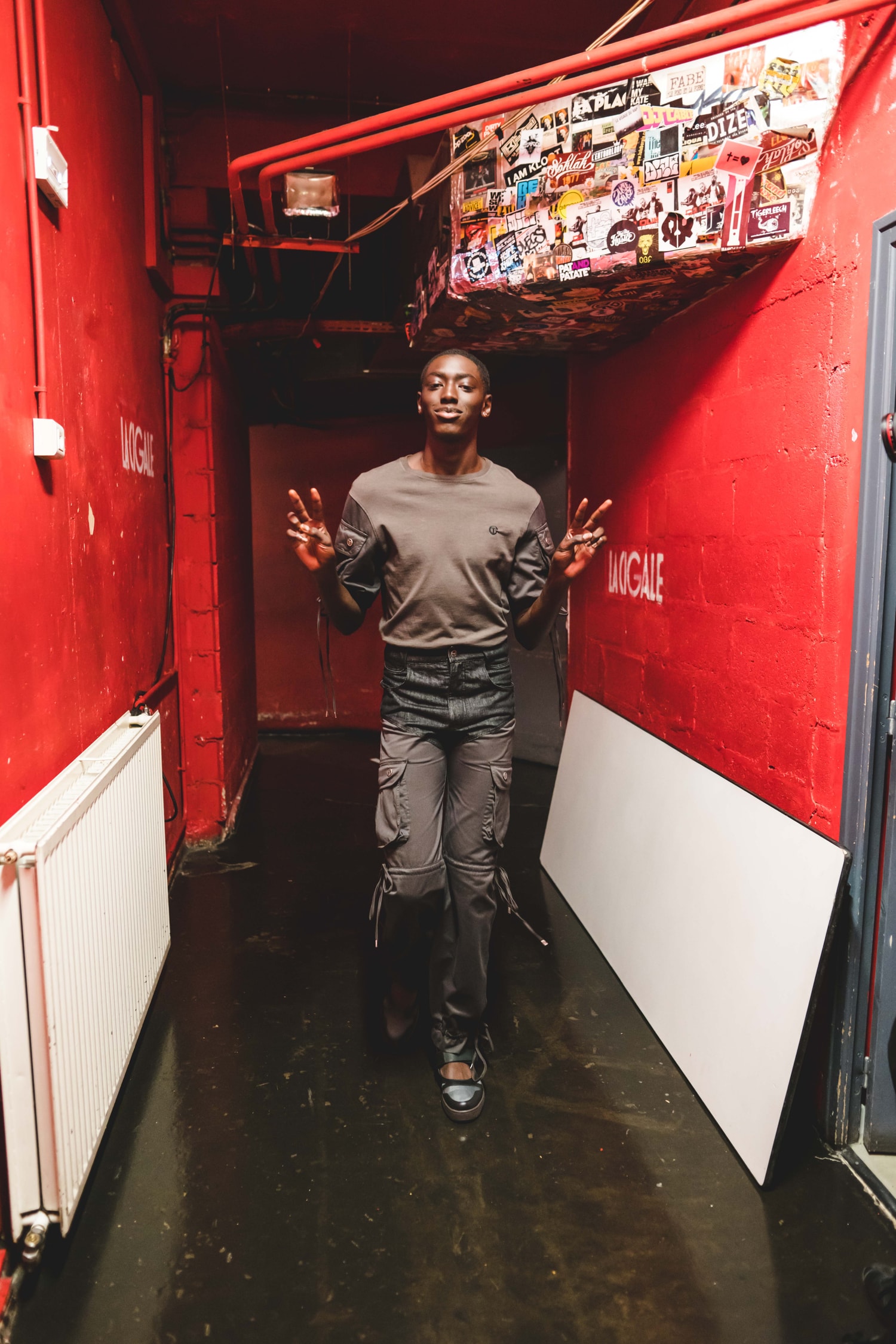 Telfar présente un défilé unisexe à la Fashion Week de Paris pour redonner le pouvoir "aux putains de gens"