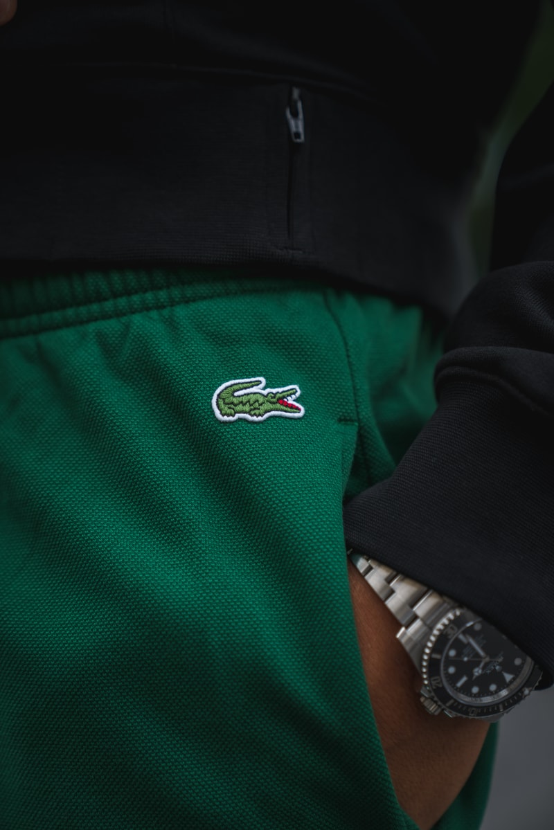 Supreme x Lacoste : Les pièces de la collab s'affichent dans les rues de Paris