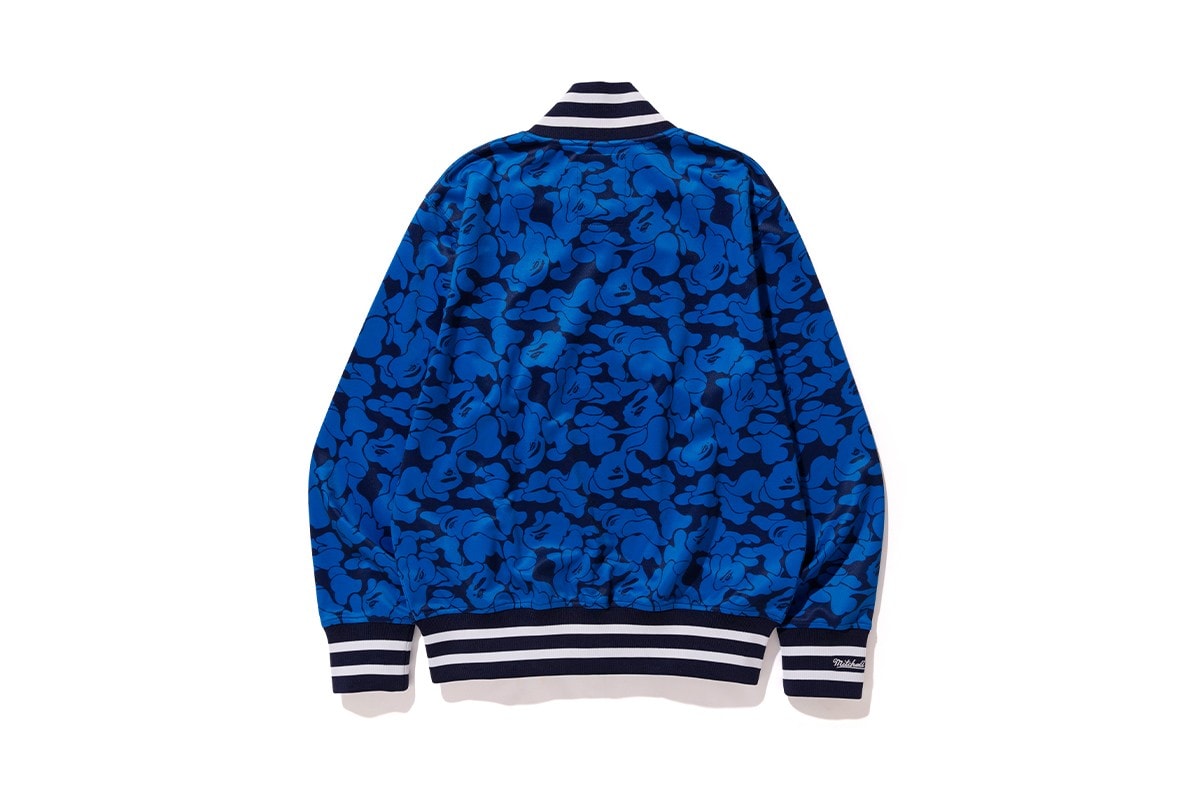 Photos BAPE x Mitchell & Ness