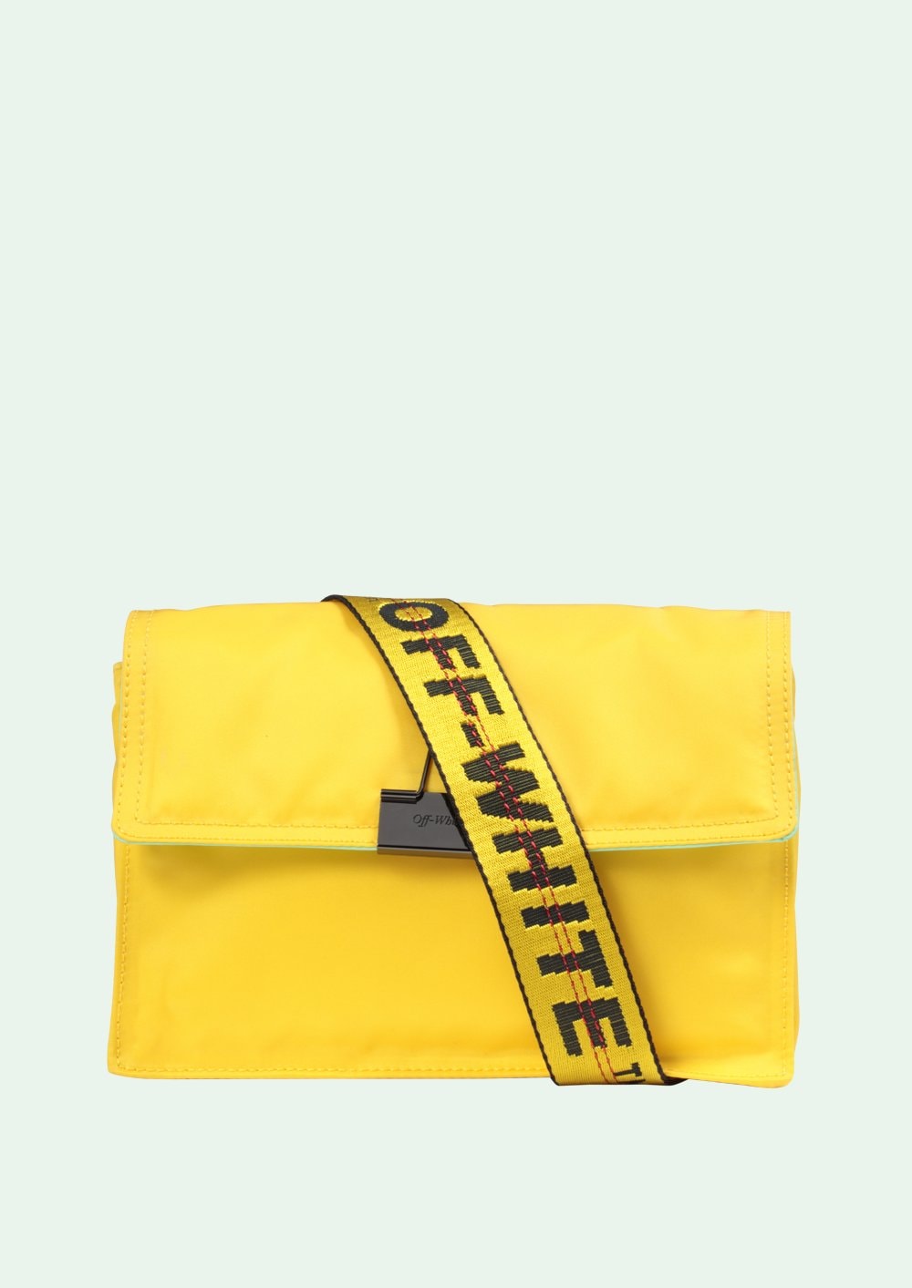 Off-White™ dévoile une série de nouveaux accessoires