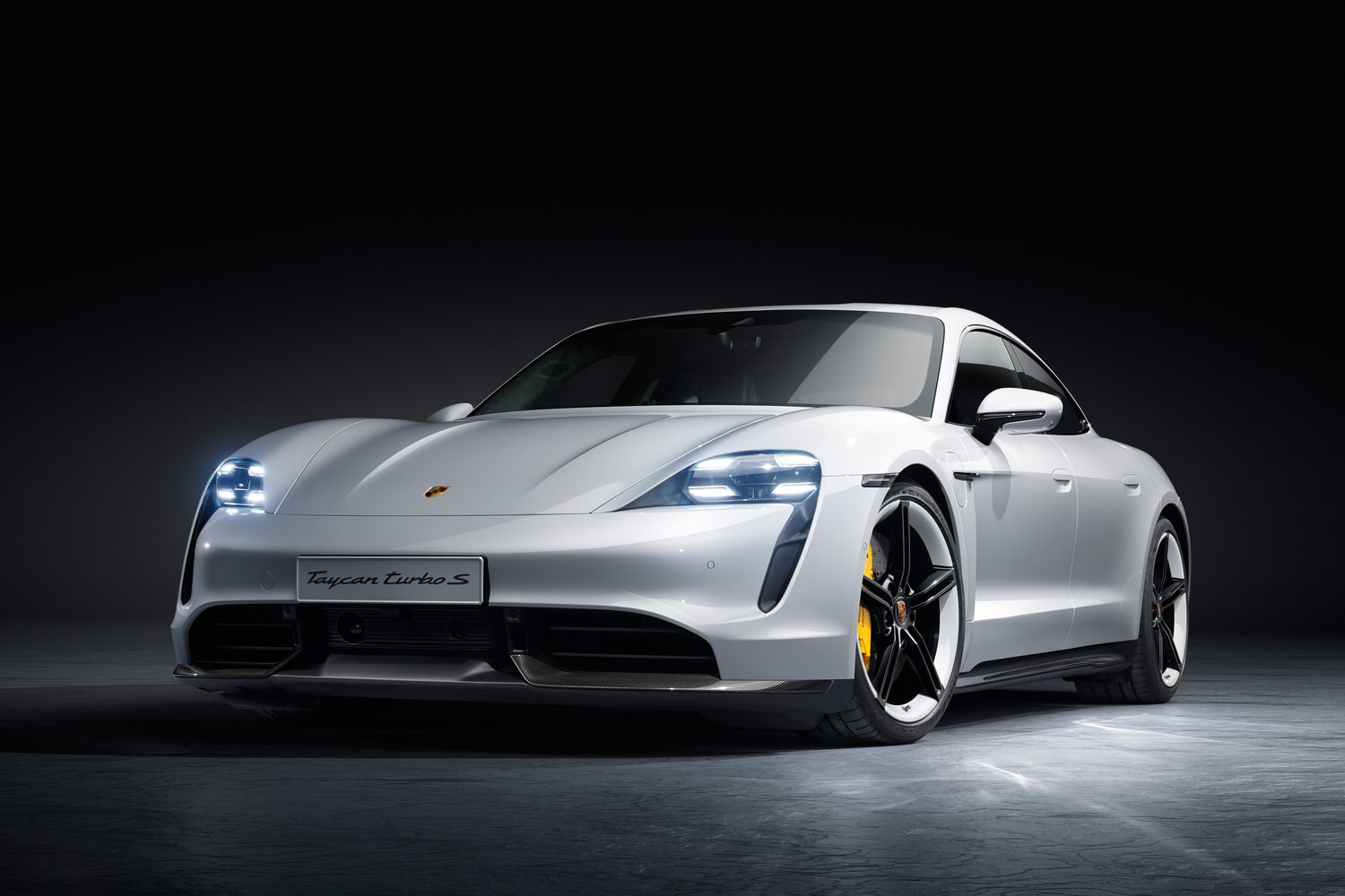 Porsche Taycan Turbo