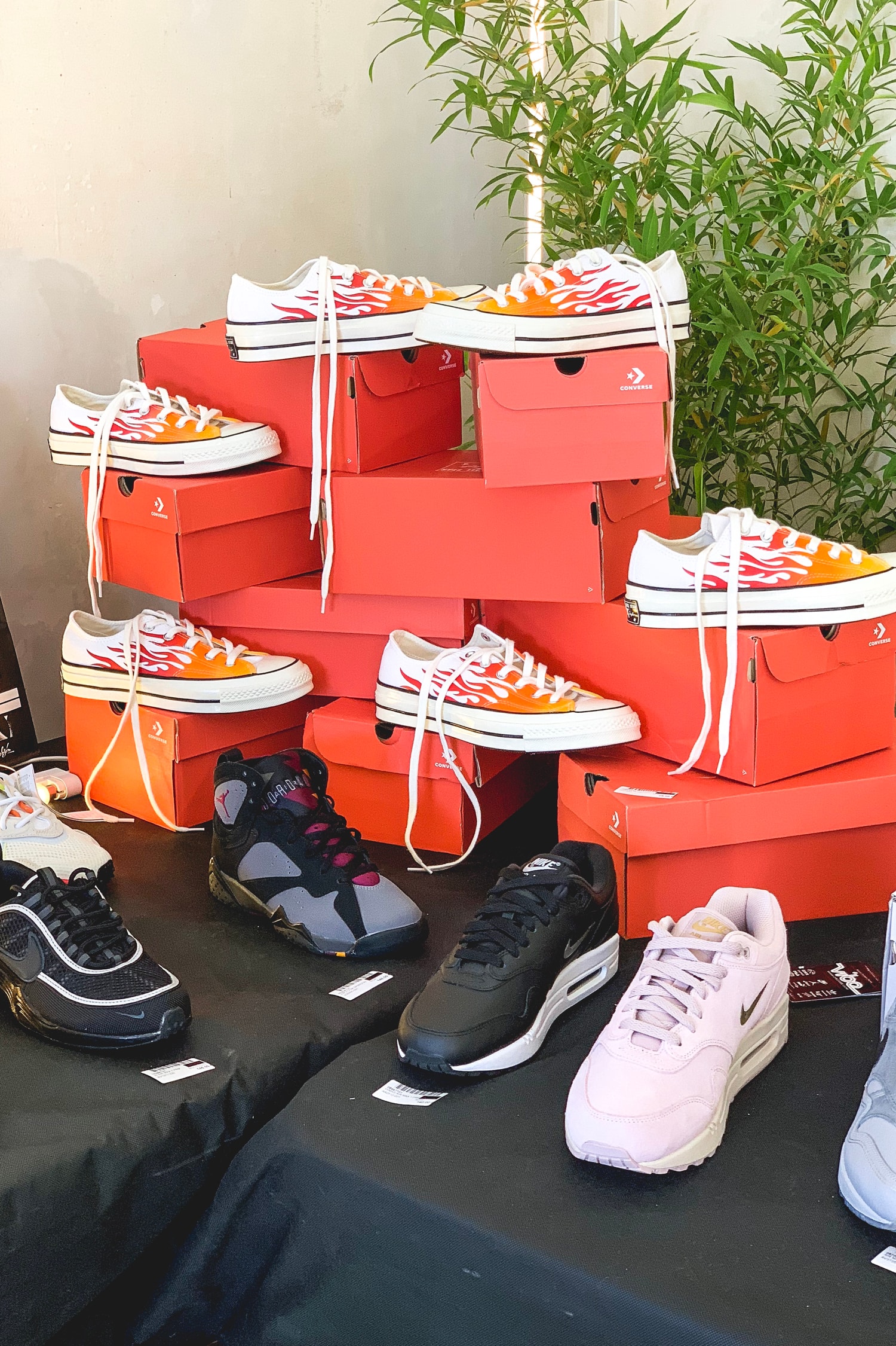 Les débuts prometteurs du Sneakers Market à Marseille