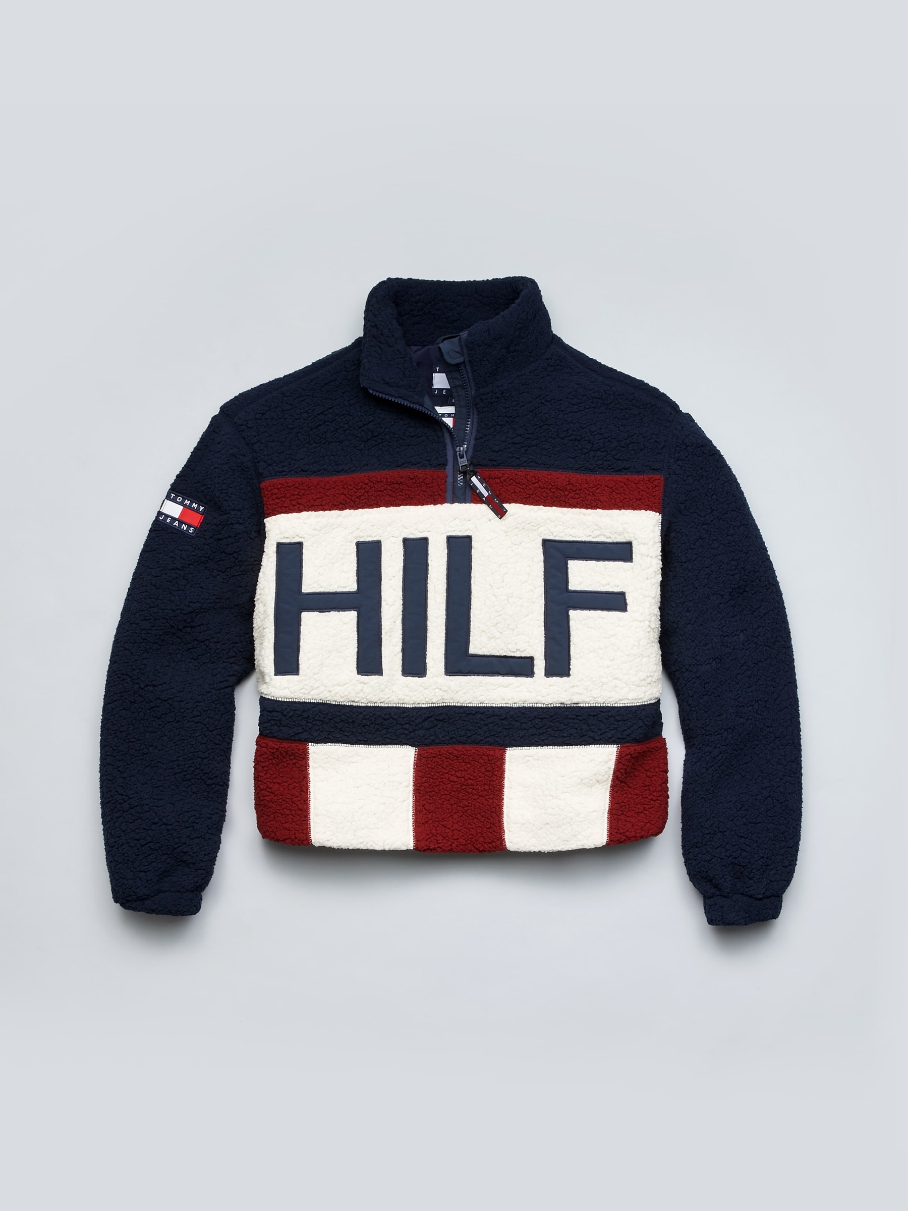 Tommy Jeans réédite des pièces vintage dans une nouvelle collection capsule