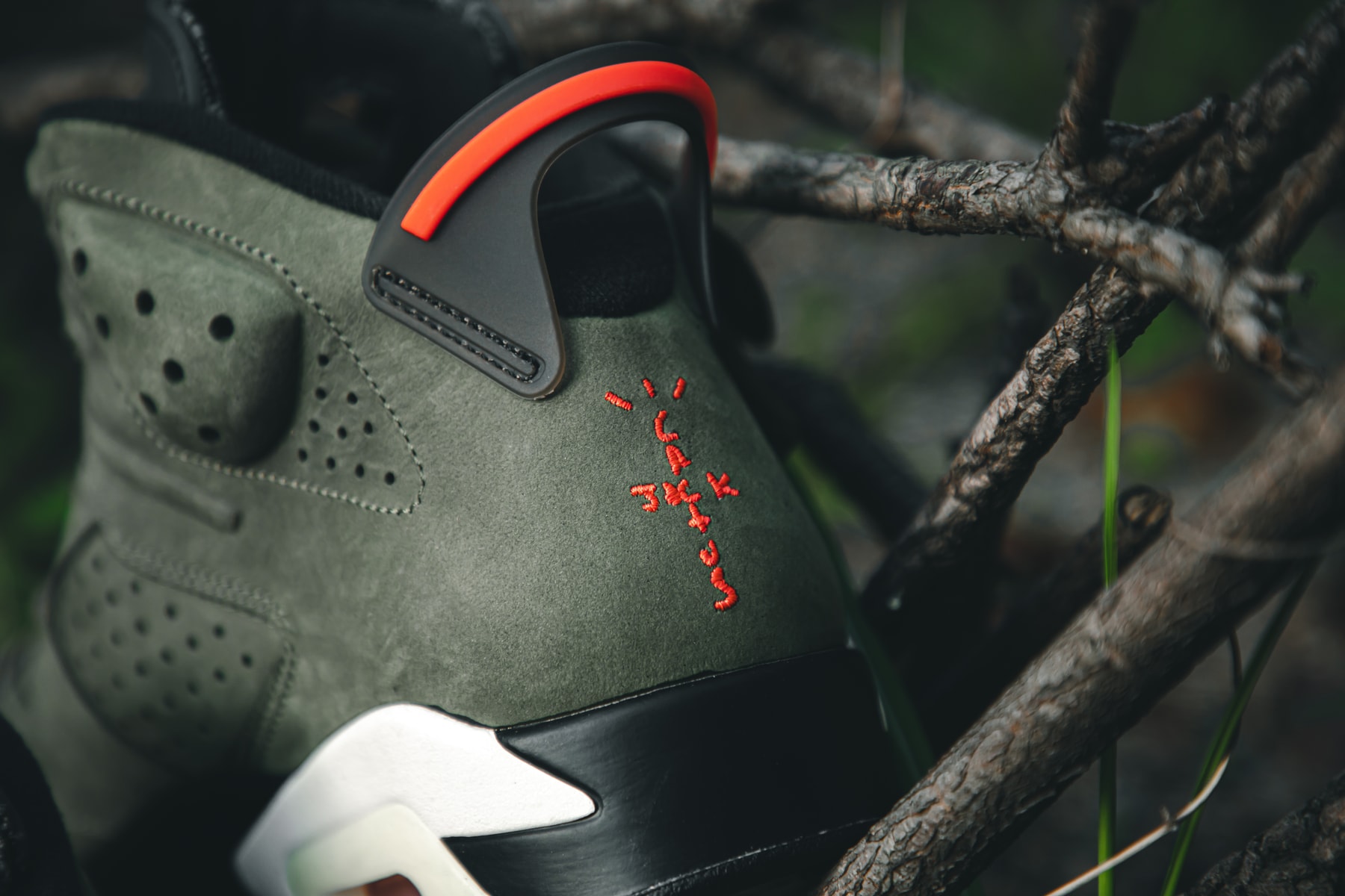 Travis Scott : Zoom sur la Air Jordan 6 “Cactus Jack”