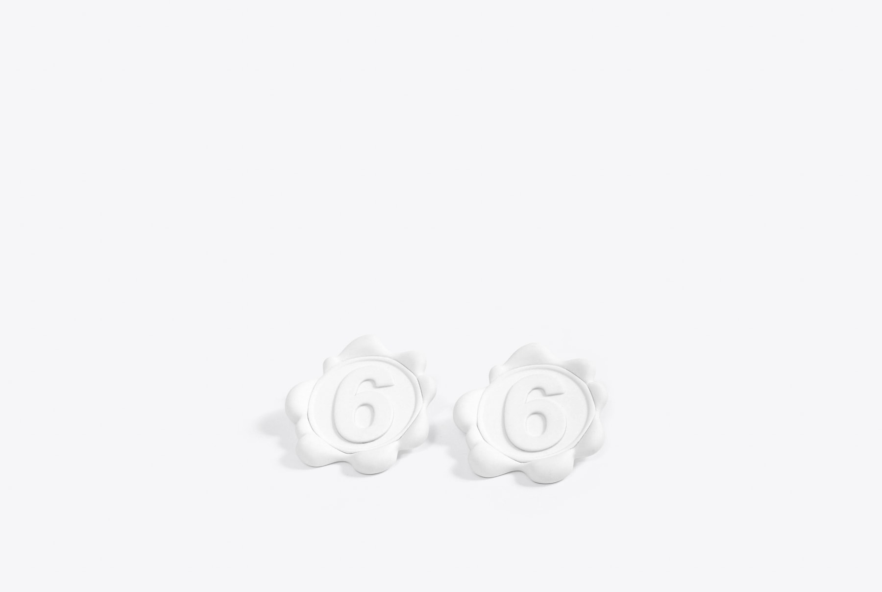 Maison Margiela sort des bagues qui font office de tampons