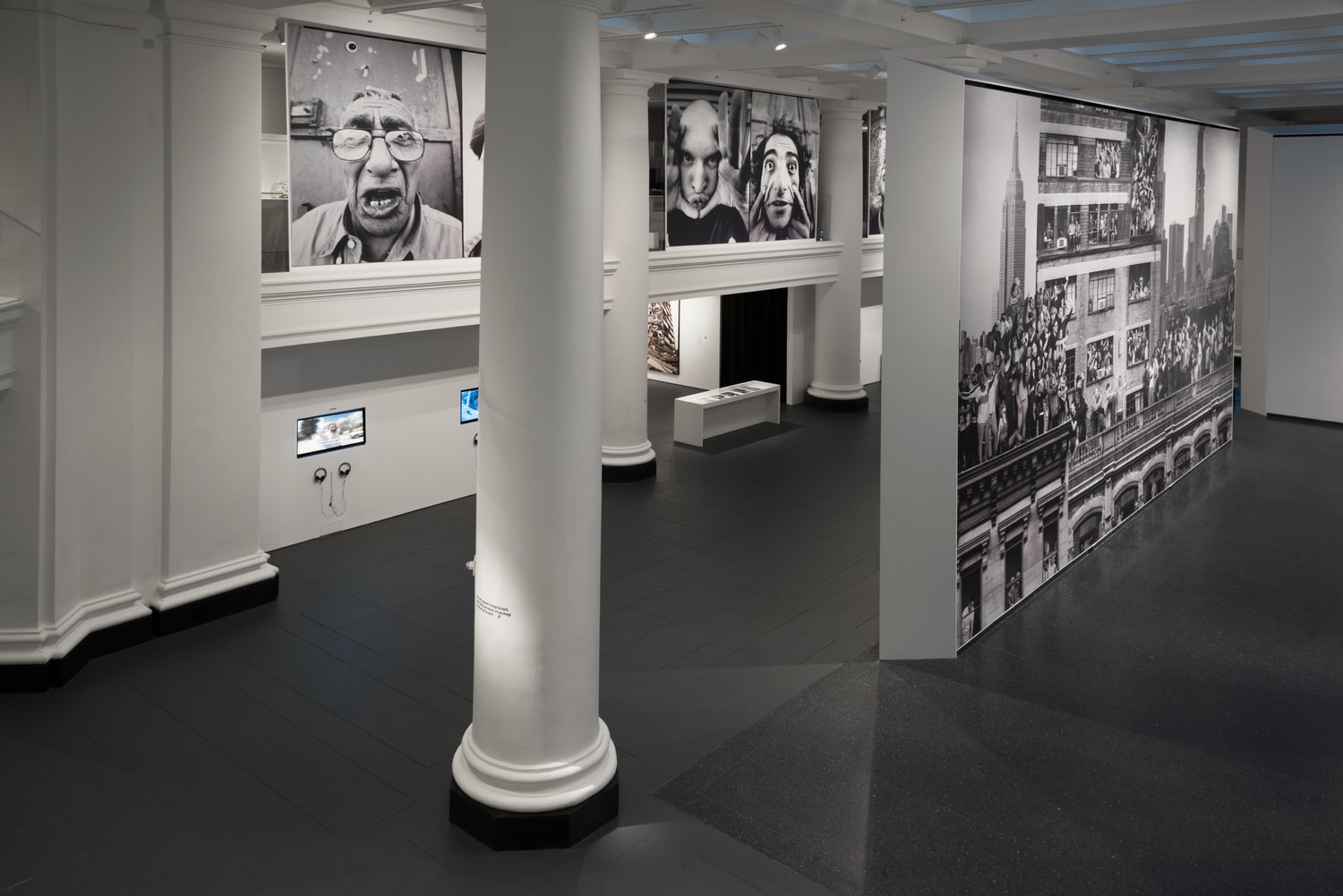 Photos JR exposition Brooklyn