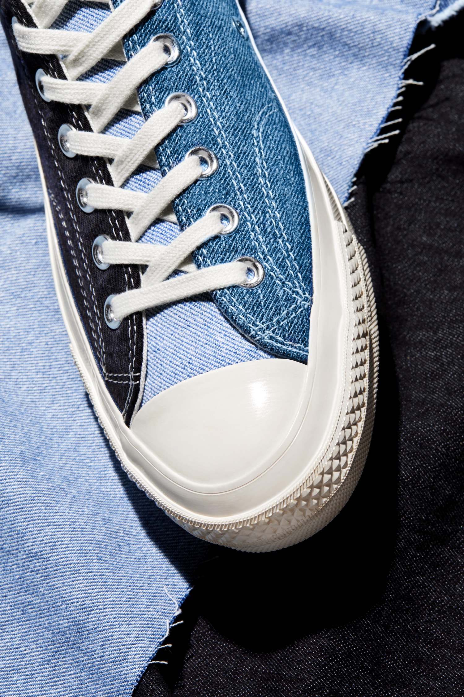 Converse s'associe à un spécialiste de la mode durable et dévoile trois nouvelles Chuck Taylor en jean recyclé