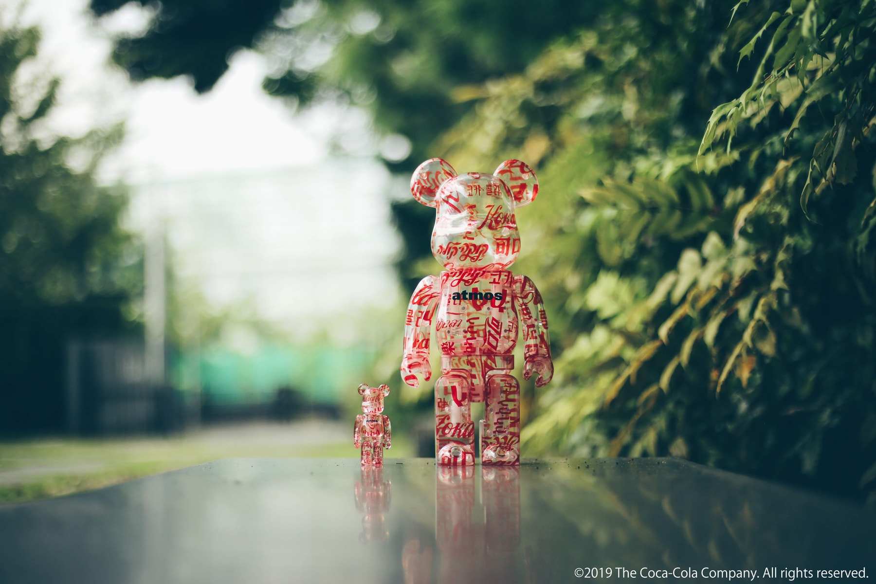 Medicom Toy fait équipe avec Coca-Cola autour de deux BE@RBRICK